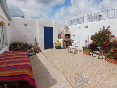 Cortijo Lili : Terraced Country House in Almanzora, Almería