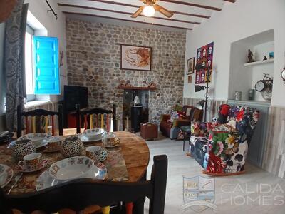 Cortijo Lili : Terraced Country House in Almanzora, Almería