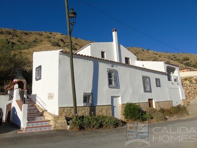 Cortijo Margo: Detached Character House in Albanchez, Almería