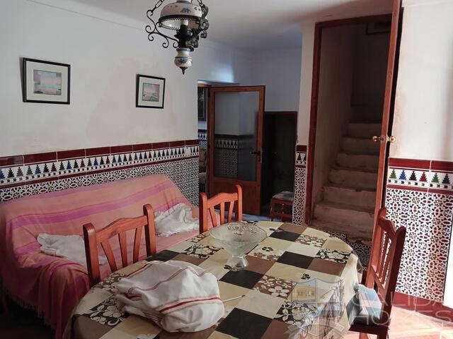 Cortijo Meadow: Terraced Country House for Sale in Arboleas, Almería