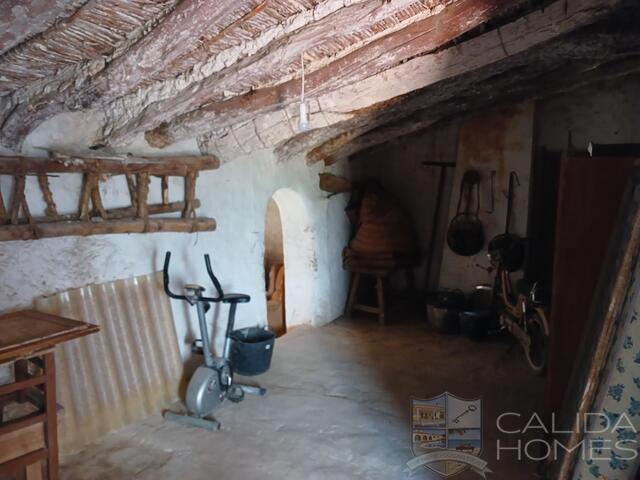 Cortijo Meadow: Terraced Country House for Sale in Arboleas, Almería