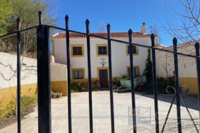 Cortijo Molino : Detached Character House for Sale in Velez-Blanco, Almería