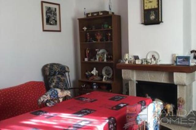 Cortijo Molino : Detached Character House for Sale in Velez-Blanco, Almería