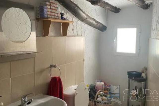 Cortijo Poppy: Village or Town House for Sale in Velez-Rubio, Almería