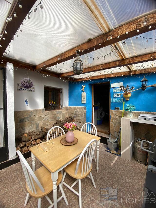 Cortijo Poppy: Village or Town House for Sale in Velez-Rubio, Almería