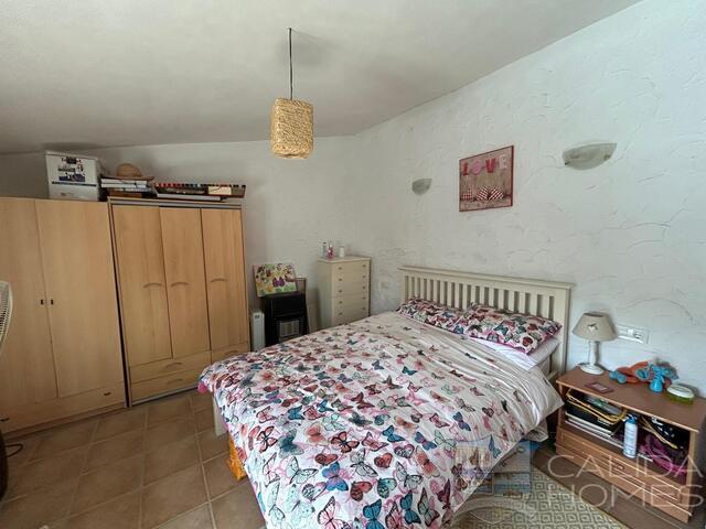 Cortijo Poppy: Village or Town House for Sale in Velez-Rubio, Almería