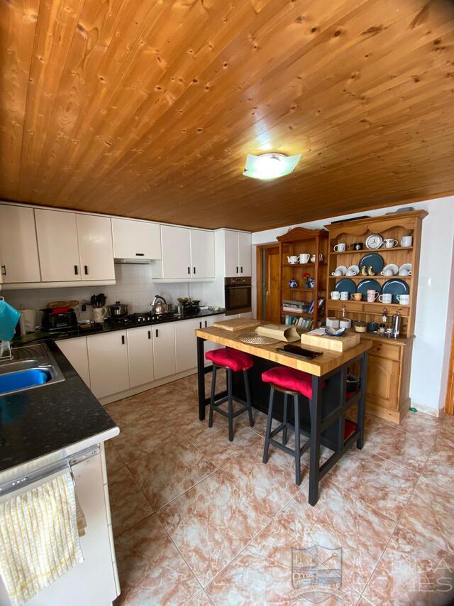 Cortijo Poppy: Village or Town House for Sale in Velez-Rubio, Almería