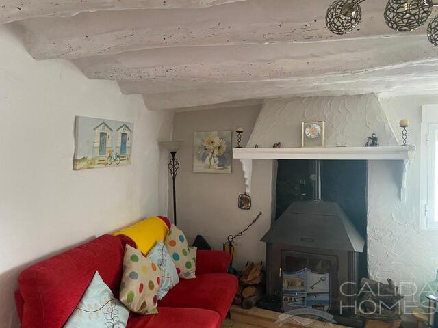 Cortijo Poppy: Village or Town House for Sale in Velez-Rubio, Almería