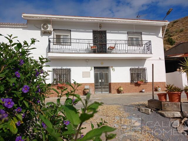 Cortijo Tranquila: Village or Town House for Sale in Cantoria, Almería Cortijo Tranquila: Village or Town House for Sale in Cantoria, Almería