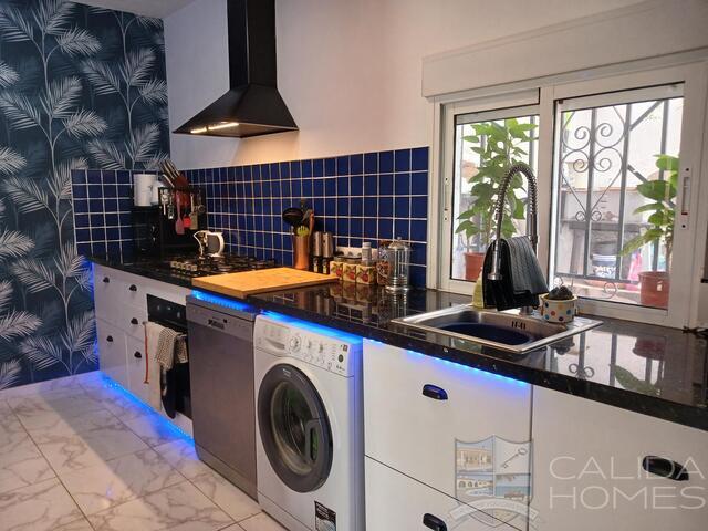 Cortijo Tranquila: Village or Town House for Sale in Cantoria, Almería Cortijo Tranquila: Village or Town House for Sale in Cantoria, Almería