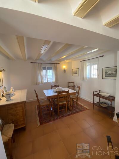 Cortijo Vigas: Detached Character House in Velez-Rubio, Almería