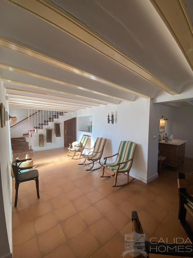 Cortijo Vigas: Detached Character House for Sale in Velez-Rubio, Almería