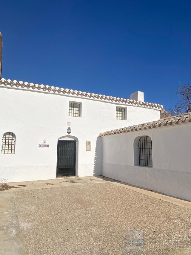 Cortijo Vigas: Detached Character House for Sale in Velez-Rubio, Almería