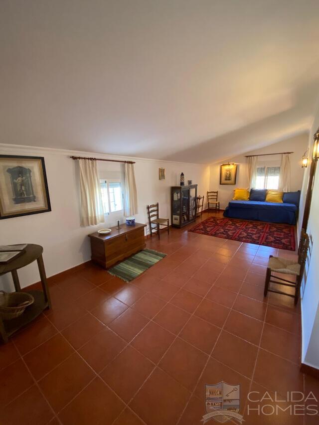 Cortijo Vigas: Detached Character House for Sale in Velez-Rubio, Almería