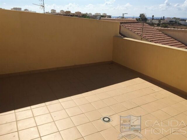 Duplex Amarilla: Duplex à vendre dans Palomares, Almería