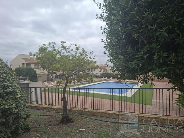 Duplex Bonita: Duplex for Sale in La Alfoquia, Almería