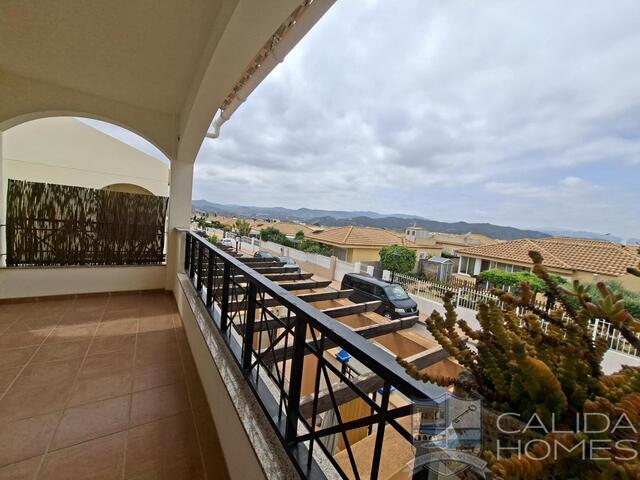 Duplex Bonita: Duplex for Sale in La Alfoquia, Almería