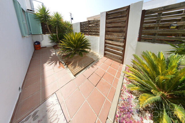 Duplex Bueno : Duplex for Sale in La Alfoquia, Almería