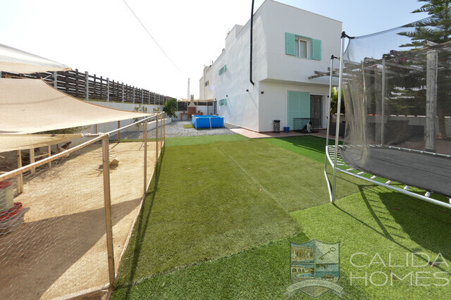 Duplex Bueno : Duplex for Sale in La Alfoquia, Almería