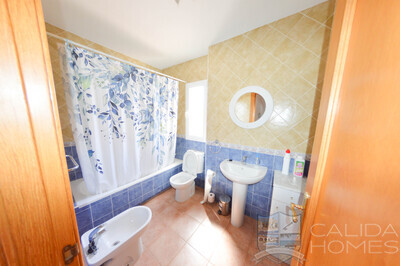 Duplex Esquina : Duplex in Zurgena, Almería