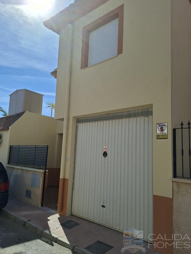 Duplex Magnolia: Duplex for Sale in La Alfoquia, Almería