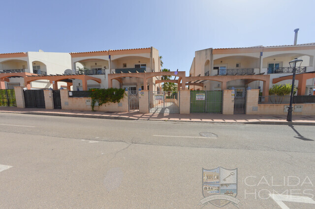 Duplex Pueblo : Duplex for Sale in Zurgena, Almería