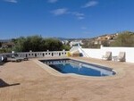 Elena: Resale Villa for Sale in Partaloa, Almería