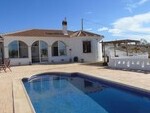 Elena: Resale Villa for Sale in Partaloa, Almería