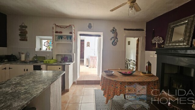 Finca Floral: Village or Town House for Sale in Fines, Almería