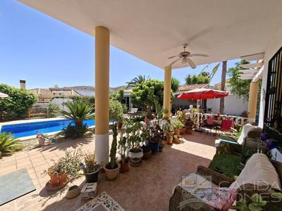 Palmera Dulce: Resale Villa in Arboleas, Almería