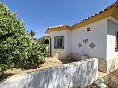 Palmera Dulce: Resale Villa in Arboleas, Almería