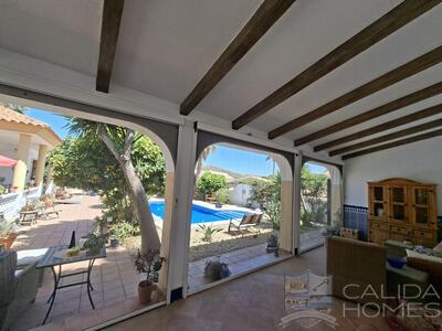 Palmera Dulce: Resale Villa in Arboleas, Almería