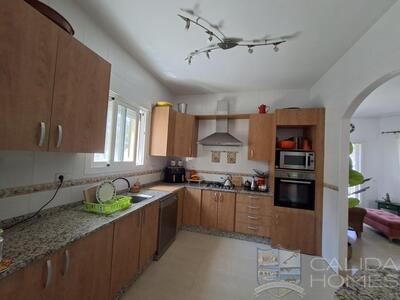 Palmera Dulce: Resale Villa in Arboleas, Almería