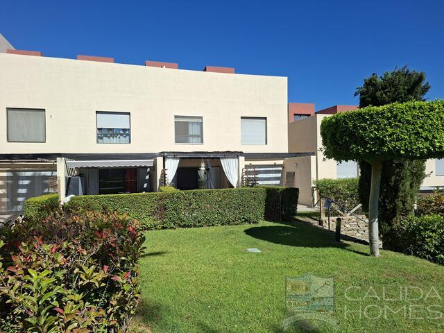 Palmera Golf Duplex: Duplex for Sale in Vera, Almería