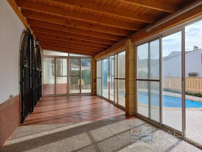 Villa Pearl : Resale Villa in Arboleas, Almería