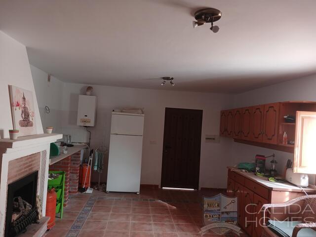 Villa Pearl : Resale Villa for Sale in Arboleas, Almería