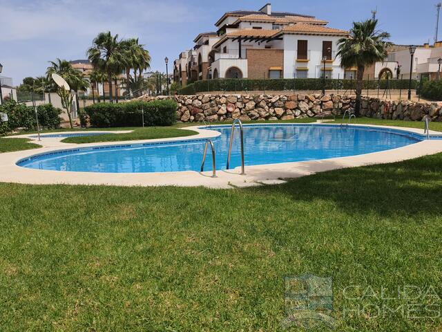 Penthouse Andalus : Apartment for Sale in Vera Playa, Almería