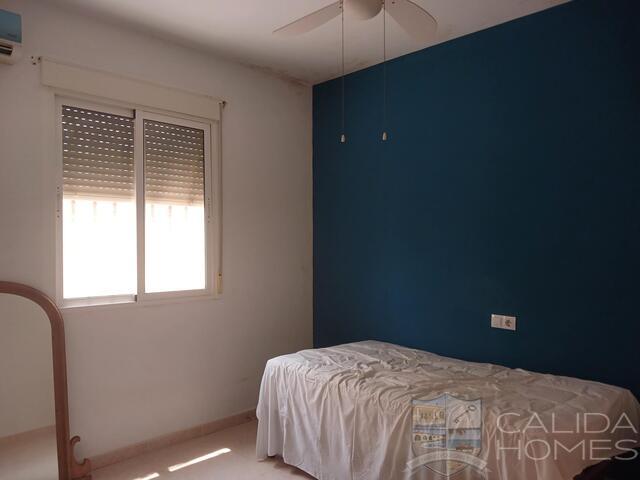 Villa Acacia: Resale Villa for Sale in Arboleas, Almería