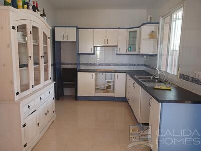 Villa Acacia: Resale Villa in Arboleas, Almería