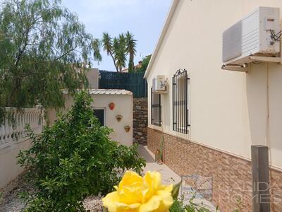 Villa Acacia: Resale Villa in Arboleas, Almería
