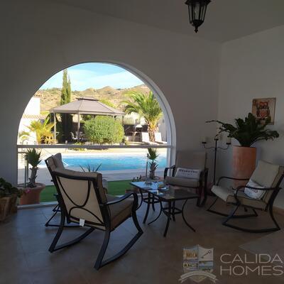 Villa Adelfas: Resale Villa in Arboleas, Almería