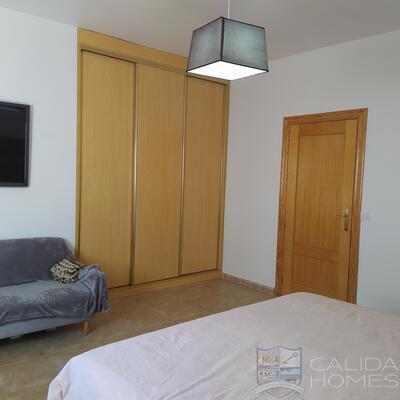 Villa Adelfas: Resale Villa in Arboleas, Almería