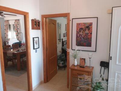 Villa Alegre: Resale Villa in Arboleas, Almería