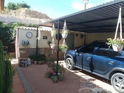 Villa Alegre: Resale Villa in Arboleas, Almería