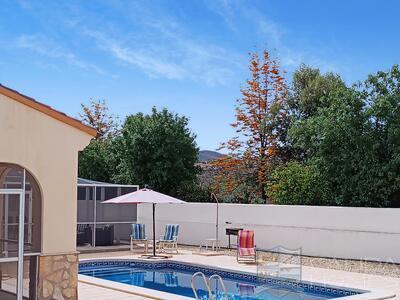 Villa Alex : Resale Villa in Arboleas, Almería