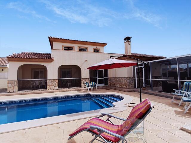Villa Alex : Resale Villa for Sale in Arboleas, Almería