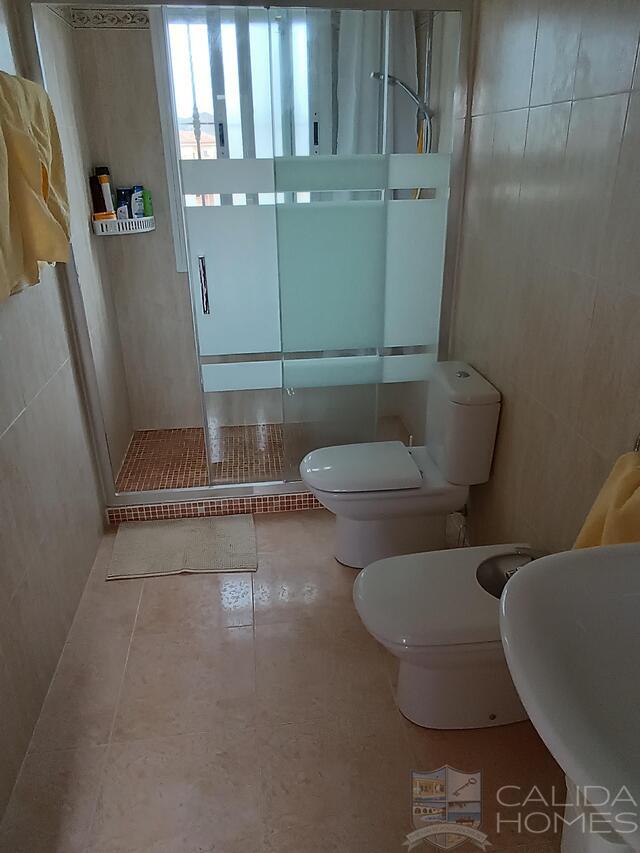 Villa Alex : Resale Villa for Sale in Arboleas, Almería