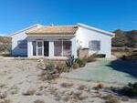 Villa Almendra : Resale Villa in Albox, Almería