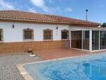 Villa Almendras: Resale Villa for Sale in Arboleas, Almería