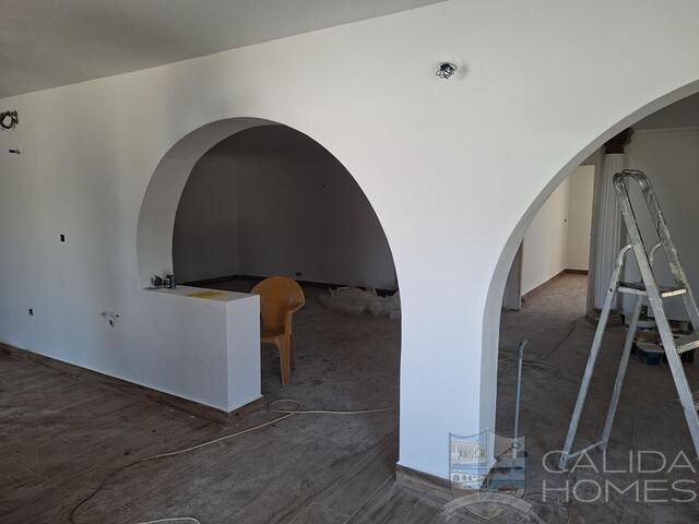 Villa Aloe: Resale Villa for Sale in Partaloa, Almería
